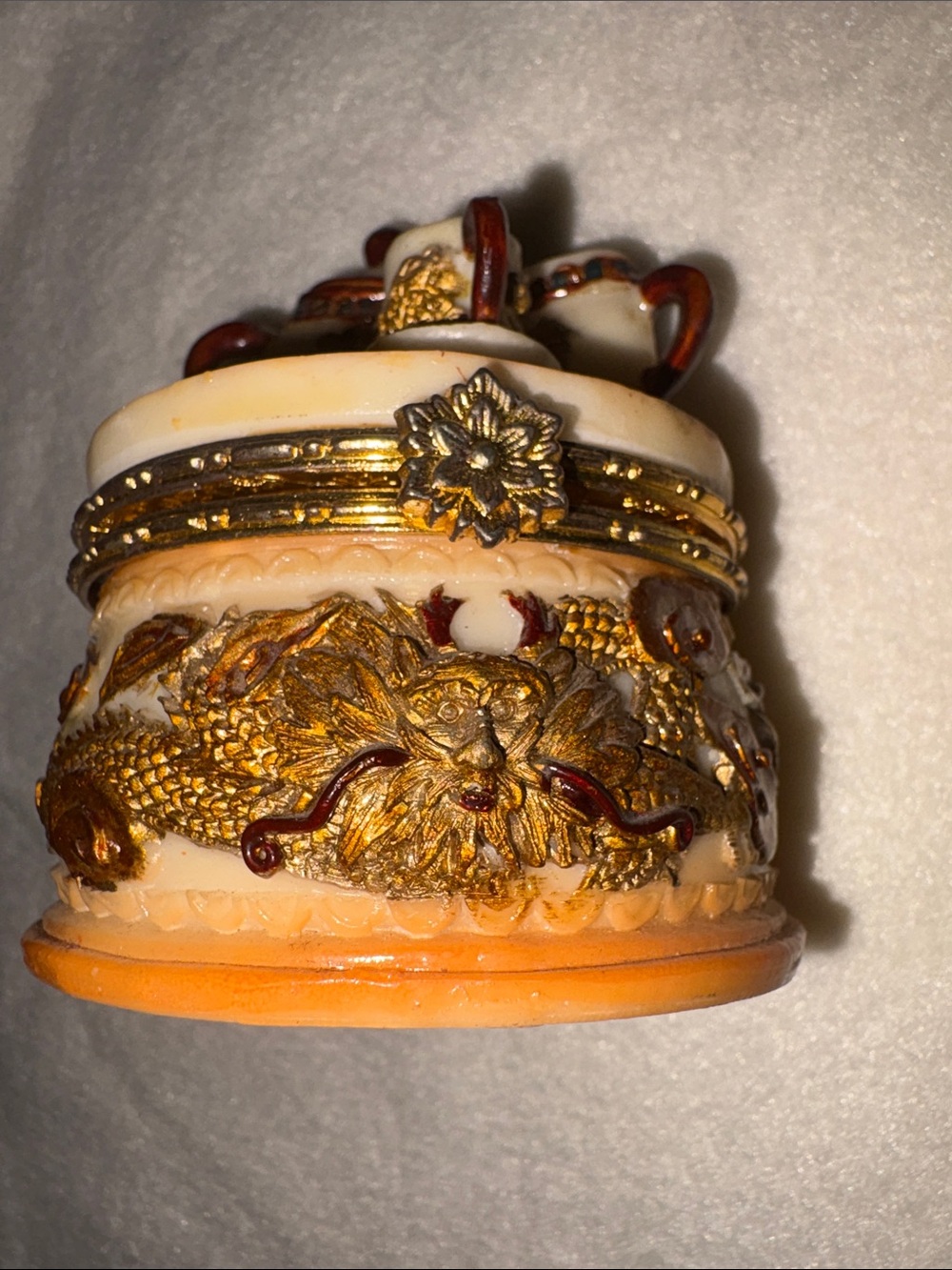 Vintage replica Ornate Gold & Ivory Decorative Tea Cup Trinket Box